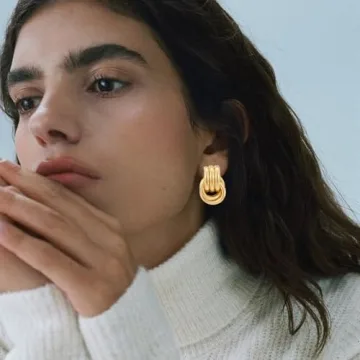 AOLIMI Gold Knot Earrings for Women - Stylish Elegance