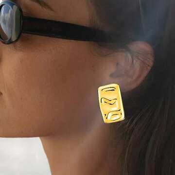 ENVYOU Geometric Rectangle Gold Stud Earrings Irregular Hammered Chunky Statement Square Earrings for Women Trendy (Gold Rectangle B)