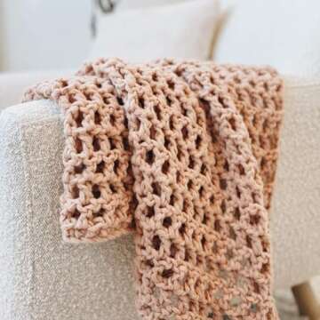 Lion Brand Feels Like Butta Super Bulky Yarn - Antique White