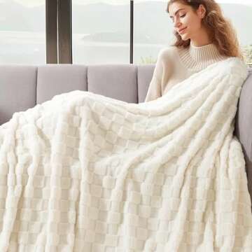 David's Home Fleece Blanket King Size, Lightweight Soft Checkered Jacquard Flannel Throw for Fall Winter, No Shedding, No Pilling, Fuzzy Cozy Blanket for Aesthetic Room Decor，Cream, 108 * 90"