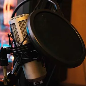 Mugig Condenser Microphone, Professional Studio Condenser Mic with Microphone Stand/3.5mm XLR Cable/Shock Mount/Pop Filter for Professional Studio Recording, Broadcasting, Recording, Singing, Games