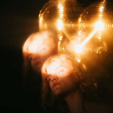 KOGJAERS Lens Prism 79mm Handheld Kaleidoscope Lens Filter Fractal Photography for Photography Creation Repeating Themes - Perfect Photographer Gift