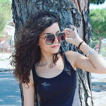 FEISEDY Retro Square Sunglasses for Women – Vintage Oversized Polygon Shades