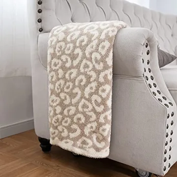Luxurious Soft Micro Plush Leopard Blanket for Gifting