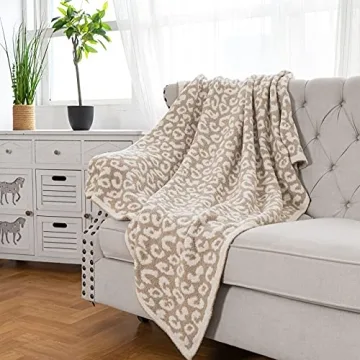 Luxurious Soft Micro Plush Leopard Blanket for Gifting