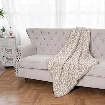 Luxurious Soft Micro Plush Leopard Blanket for Gifting