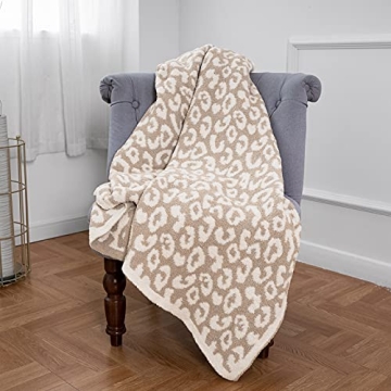 Luxurious Soft Micro Plush Leopard Blanket for Gifting