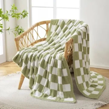 YIRUIO Cozy Throw Blanket - Stylish Comfort for All Spaces