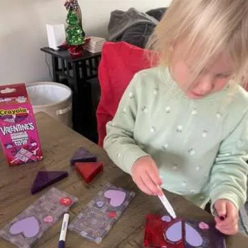 CreateOn Crayola Doodle Valentine Magnetic Tiles, Building Set for Kids, Magnetic Building Toys for Kids, STEM Travel Toys for Boys and Girls Ages 3+, 14-Piece Set (Doodle Valentine)