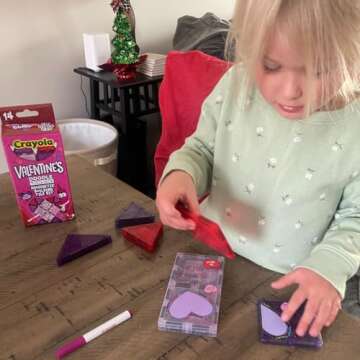 CreateOn Crayola Doodle Valentine Magnetic Tiles, Building Set for Kids, Magnetic Building Toys for Kids, STEM Travel Toys for Boys and Girls Ages 3+, 14-Piece Set (Doodle Valentine)