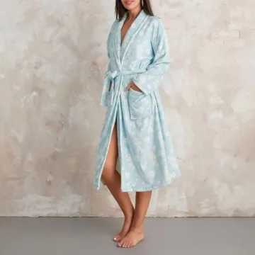 AMILIEe Floral Plush Robe for Women - Cozy & Stylish