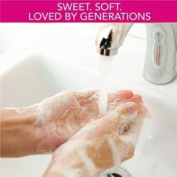 Moisturizing Jergens Hand Soap Cherry Almond 15 Oz