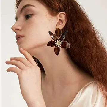 ANDPAI Unique Bohemian Oversized Acrylic Resin Flower Dangle Drop Earrings Retro Large Hawaii Flower Lei Earrings for Women Statement Jewelry Gifts (Brown)