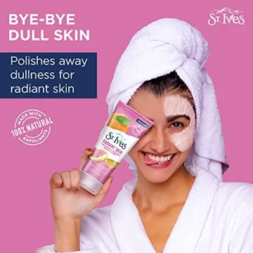 St. Ives Radiant Skin Face Scrub Citrus Fresh 6 oz