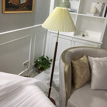 HIGOH Stylish Floor Lamp with Pedal Switch for Any Room