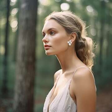 GIGIFULL Boho Bridal Stud Earrings - White Flower Wedding Earrings, Bridesmaids' Jewelry, Vacation Style Accessory