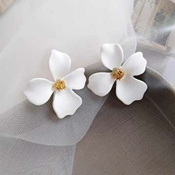 GIGIFULL Boho Bridal Stud Earrings - White Flower Wedding Earrings, Bridesmaids' Jewelry, Vacation Style Accessory