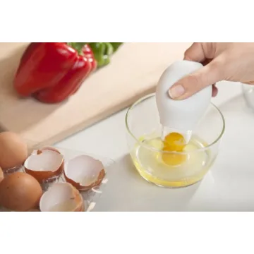 Quirky Pluck Yolk Extractor for Easy Cooking
