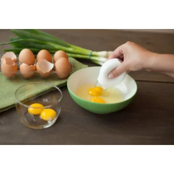 Quirky Pluck Yolk Extractor for Easy Cooking