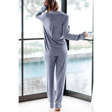 Aamikast Two-piece Knit Pajama Set for Relaxation and Comfort