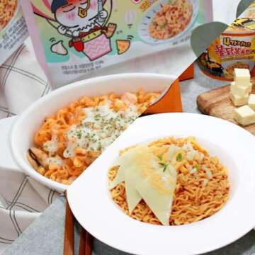 Samyang Buldak Chicken Stir Fried Ramen Korean Hot Spicy Ramen - 10 Flavor Variety Pack Cream Carbonara, Kimchi, Habanero, Cheese, Cheese - Korean Noodle Gift Set. Tiktok Ghost Spicy Challenge Your Tastebuds (10 Variety)