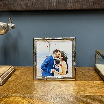 Elegant Silver Metal Picture Frame for 4x4 Photos