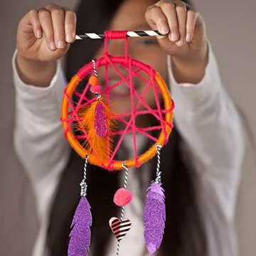 Craft-tastic – Dream Catcher Kit – Craft Kit Makes 2 Dream Catchers