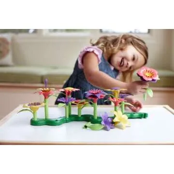 Green Toys Build-a-Bouquet Floral Arrangement Playset - BPA Free, Phthalates Free, Creative Play Toys for Gross Motors, Fine Motor Skill Development. Toys and Games