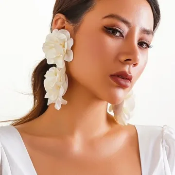 BERYUAN Fashion Bohemian Big Flower Earrings Fabric Flower Dangle Drop Earrings Large Fabric Flower Earrings for Women Wedding Party Jewelry Accessories (off-white)