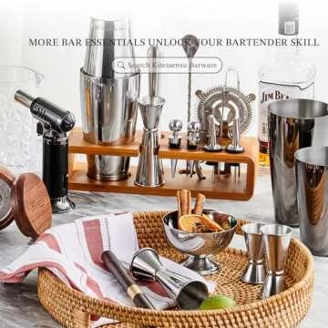 Stylish KITESSENSU Cocktail Shaker Set for Mixology Enthusiasts