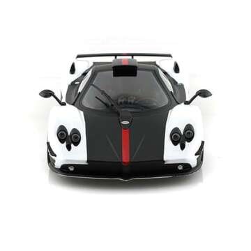 Pagani Zonda 5 Cinque White and Black 1/18 Diecast Model Car by Motormax 79158white