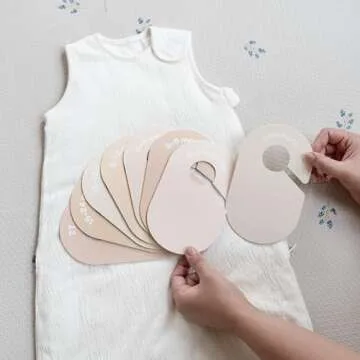 3 Sprouts Baby & Toddler Hanger Closet Dividers Set of 8 - Durable Baby Clothes Organizer, Nursery Closet Organization for Baby Clothing by Size or Age from Infant to Toddler Boy & Girl - Neutral