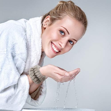 Chuangdi 4 Pairs Wrist Bands for Washing Face Wrist Spa Microfiber Wrist Wash Towel Band Scrunchies Absorbent Wrist Sweatband for Women Prevent Liquid from Spilling(Stylish Colors)