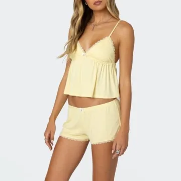 Stylish DSORVICD Women Heart Sleeveless Shorts Set