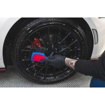 Detail Factory ProGrip Wheel Face Brush for Easy Cleaning
