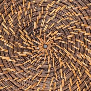 Artera Wicker Rattan Charger Plates - Elegant Set of 4 for Dining