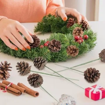 Larber Pine Cones Set for Christmas Crafting & Decor