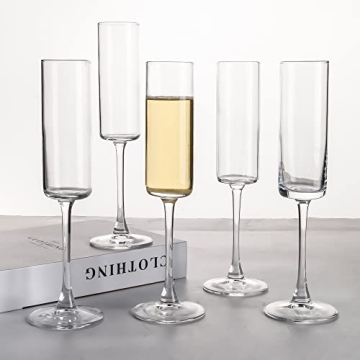 Elegant Set of 12 Champagne Flutes for Celebrations