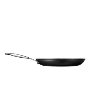 Le Creuset Toughened Nonstick PRO Fry Pan for Every Chef