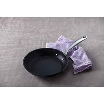 Le Creuset Toughened Nonstick PRO Fry Pan for Every Chef