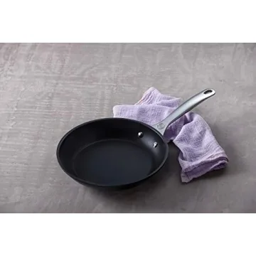 Le Creuset Toughened Nonstick PRO Fry Pan for Every Chef
