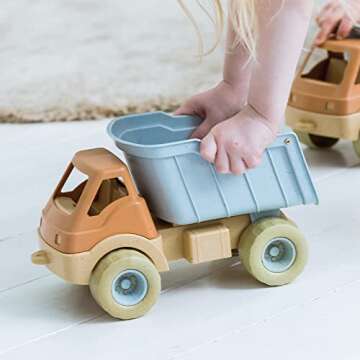 Dantoys BIO Kids’ Big Dump Truck, Green Sugarcane Bioplastic Toy, Indoor & Outdoor Play, Safe Rounded Edges, Role Play, Sensory Exploration with Sand & Water, Motor Skills, Made in Denmark, Ages 2+