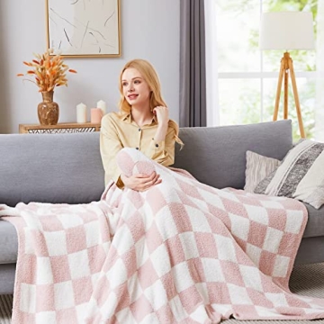 WRENSONGE Cozy Checkered Throw Blanket - Warm & Soft