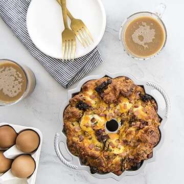 Nordic Ware Platinum Collection Bundt Pan, 6-Cup