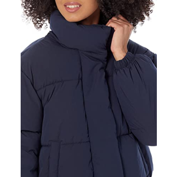 Amazon Essentials Women's Cropped Full-Zip Puffer Jacket (Quilted Matte or Sherpa Fleece), Navy, Small