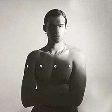 Tamagotchi – Omar Apollo: A Nostalgic Musical Journey