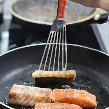 Durable La Cuisine Fish Spatula with Stainless Steel Blade