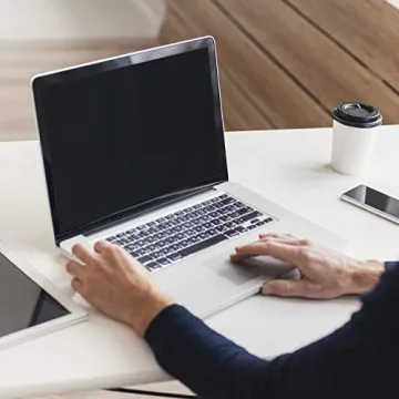 Windex Electronics Wipes – Pre-Moistened Cleaning Solution for Devices