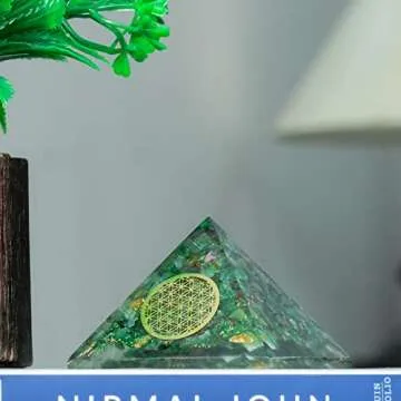 FASHIONZAADI Green Aventurine, Pyramids, Abundance Crystals, Chakra Pyramid, Pyramid, Meditation Pyramid, Pyramid Decor, Spiritual Gift