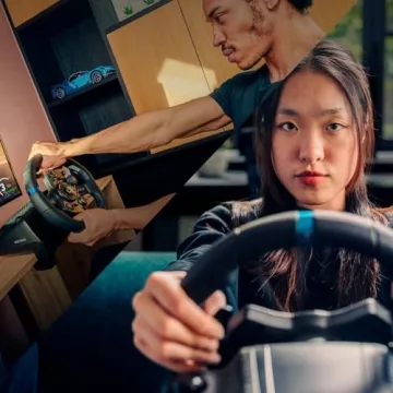 Logitech G923 Racing Wheel and Pedals for PS5, PS4 and PC - Black (Renewed)